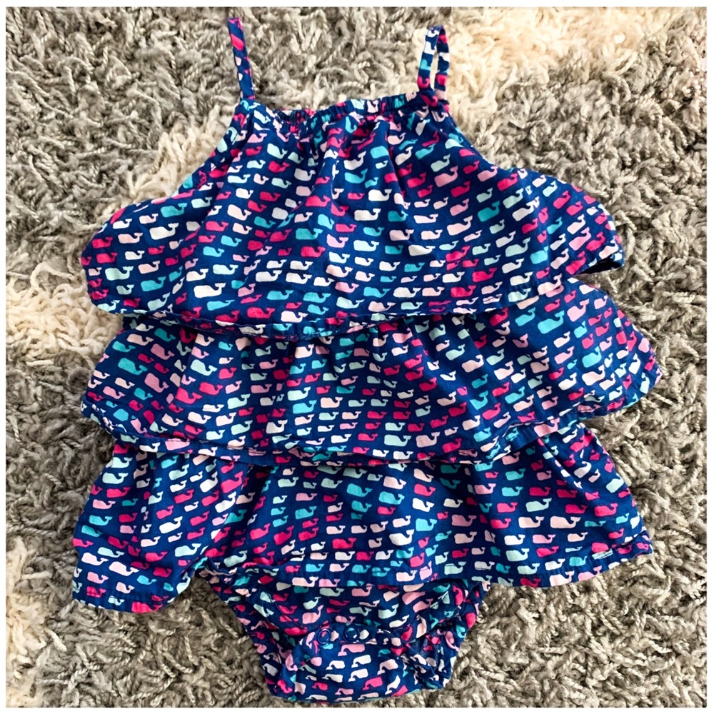 🐳 EUC Vineyard Vines for Target Ruffle Romper 🐳